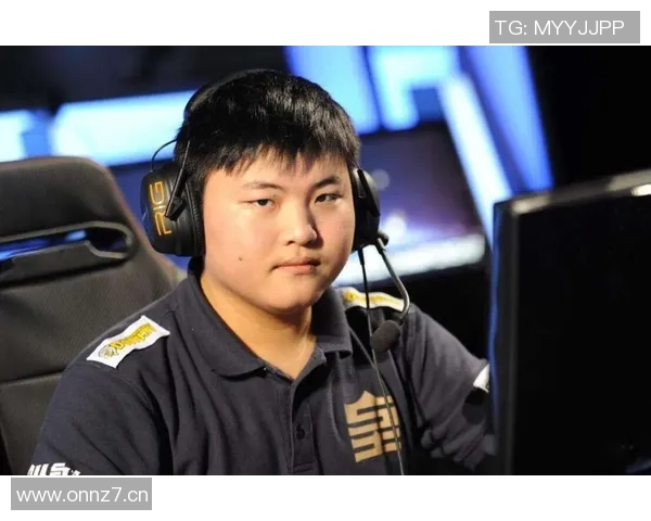 杨丽专访：从新手到职业选手的CSGO成长之路与心路历程回顾