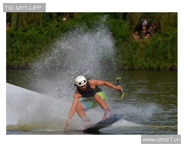 极限运动世界杯精彩回顾成都街舞队默契配合引人瞩目