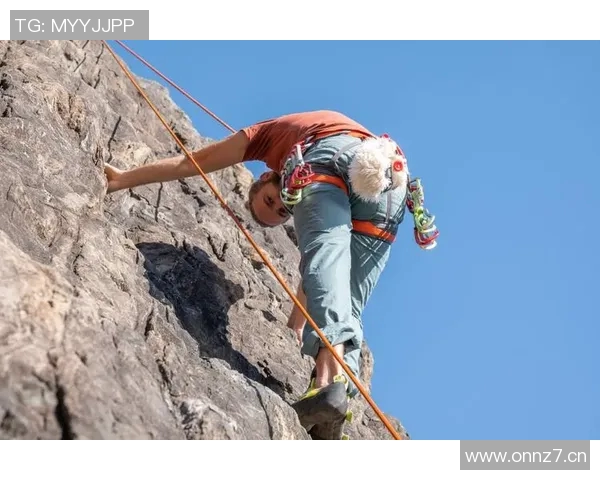 武汉攀岩队的默契配合与团队精神探讨聚焦攀岩运动的魅力与挑战