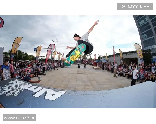 武汉街舞队的蜕变之旅：从街头文化到专业舞台的成长记录